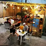 Hostel Backpackers & Bar Lungomare
