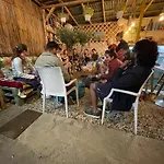 Backpackers & Bar Lungomare Hostel Vlore