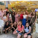 Hostal Backpackers & Bar Lungomare Vlorë