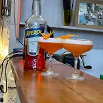 Hostel Backpackers & Bar Lungomare Vlore