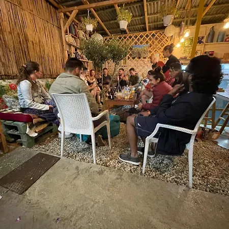 Backpackers & Bar Lungomare Vandrerhjem Vlorë