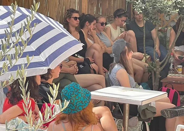 Backpackers & Bar Lungomare Vandrerhjem Vlorë