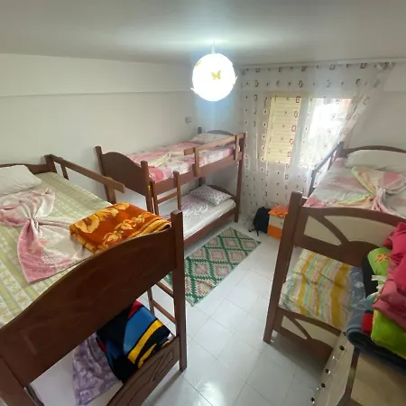 بيت شباب Backpackers & Bar Lungomare *