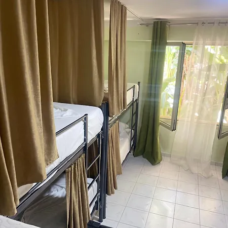 Backpackers & Bar Lungomare