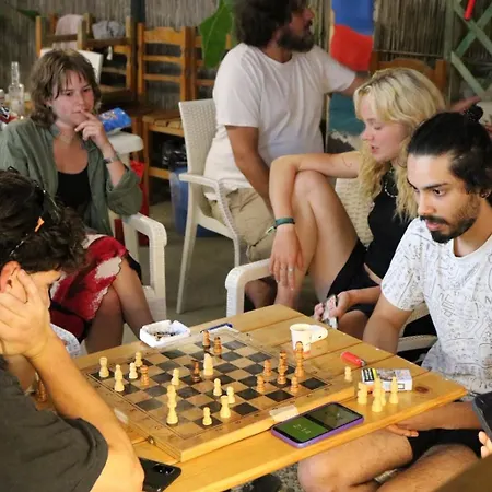Hostel Backpackers & Bar Lungomare Vlora