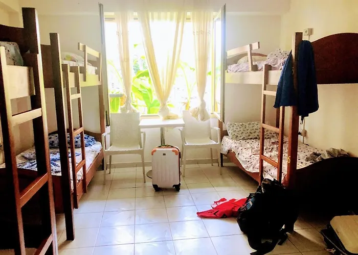 Backpackers Hostel&bar Lungomare Vandrarhem