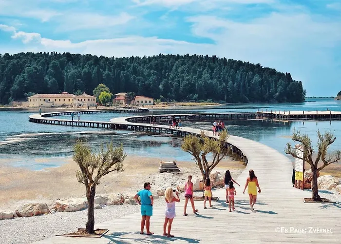 Backpackers Hostel&bar Lungomare * Vlorë